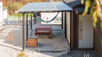 Eenvoudige kamer, 1 slaapkamer (Gray House2 (BBQ/Distant Ocean View)) | 1 slaapkamer, gratis wifi