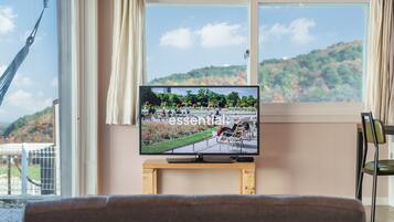 Basic Room, 1 Bedroom (Gray House2 (BBQ/Distant Ocean View)) | 1 bedroom, free WiFi