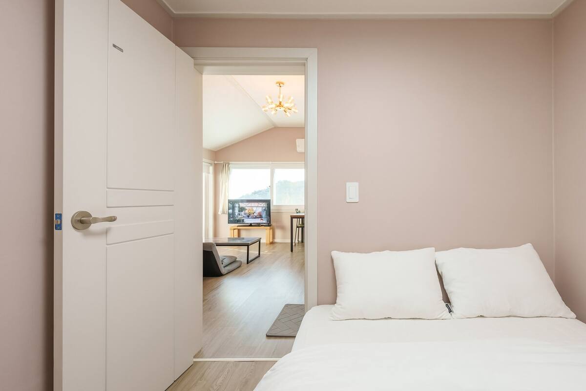 Habitació bàsica, 1 dormitori (White House2 (BBQ/Distant Ocean View)) | 1 dormitori i wifi gratuïta 