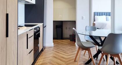 CENTURY CLUB - Luxury Apartment Hotels