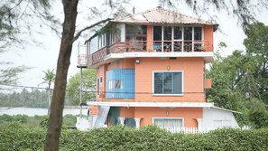 Voorkant van accommodatie