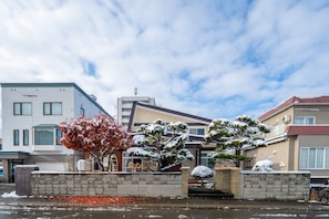 Exterior - CHALEUR (Sapporo)