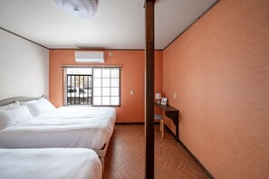 Desk, iron/ironing board, free WiFi - CHALEUR (Sapporo)