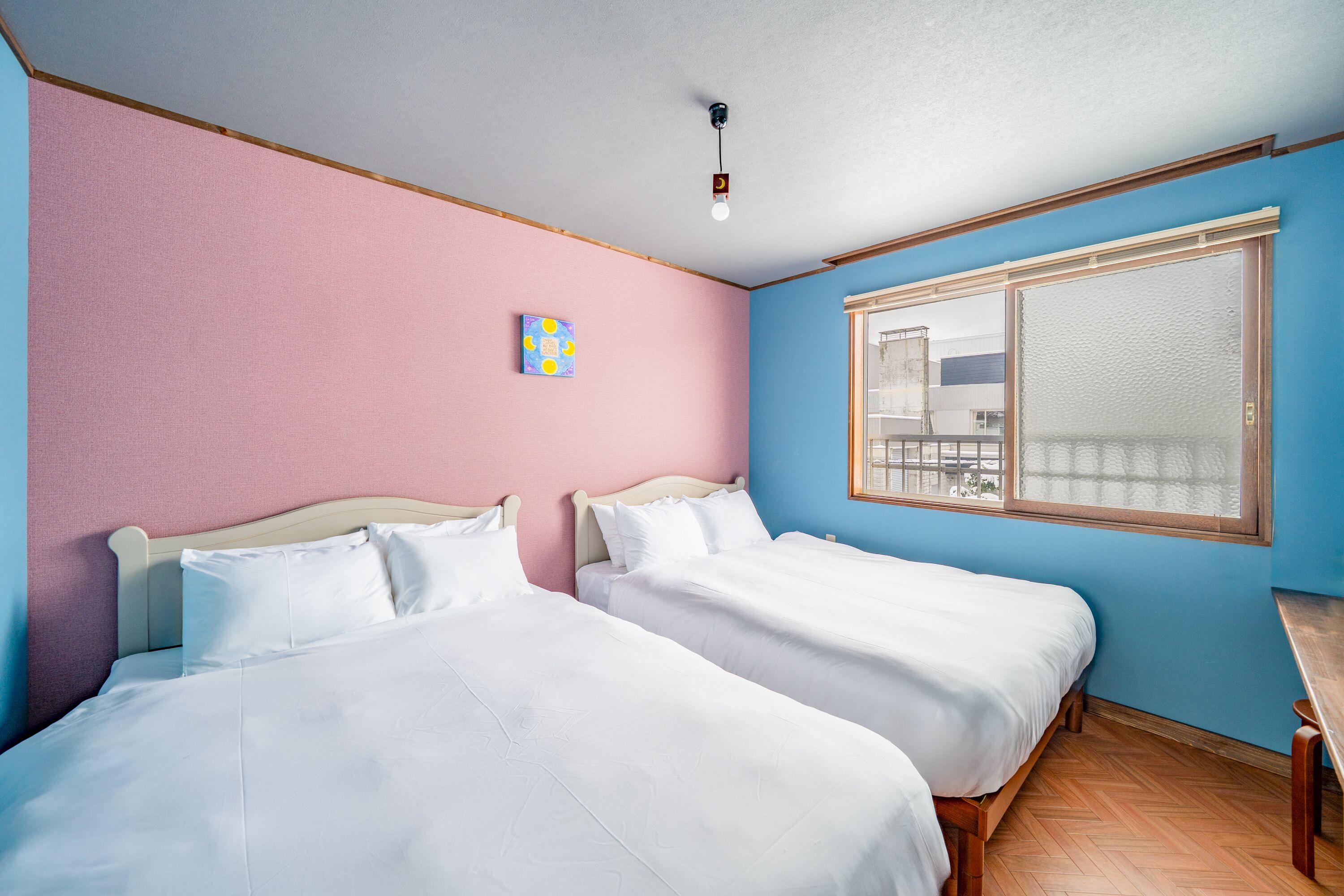 办公桌、熨斗/熨衣板、免费 WiFi