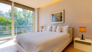 Ảnh chưa phân loại, 5 trong số 8 ảnh, nút