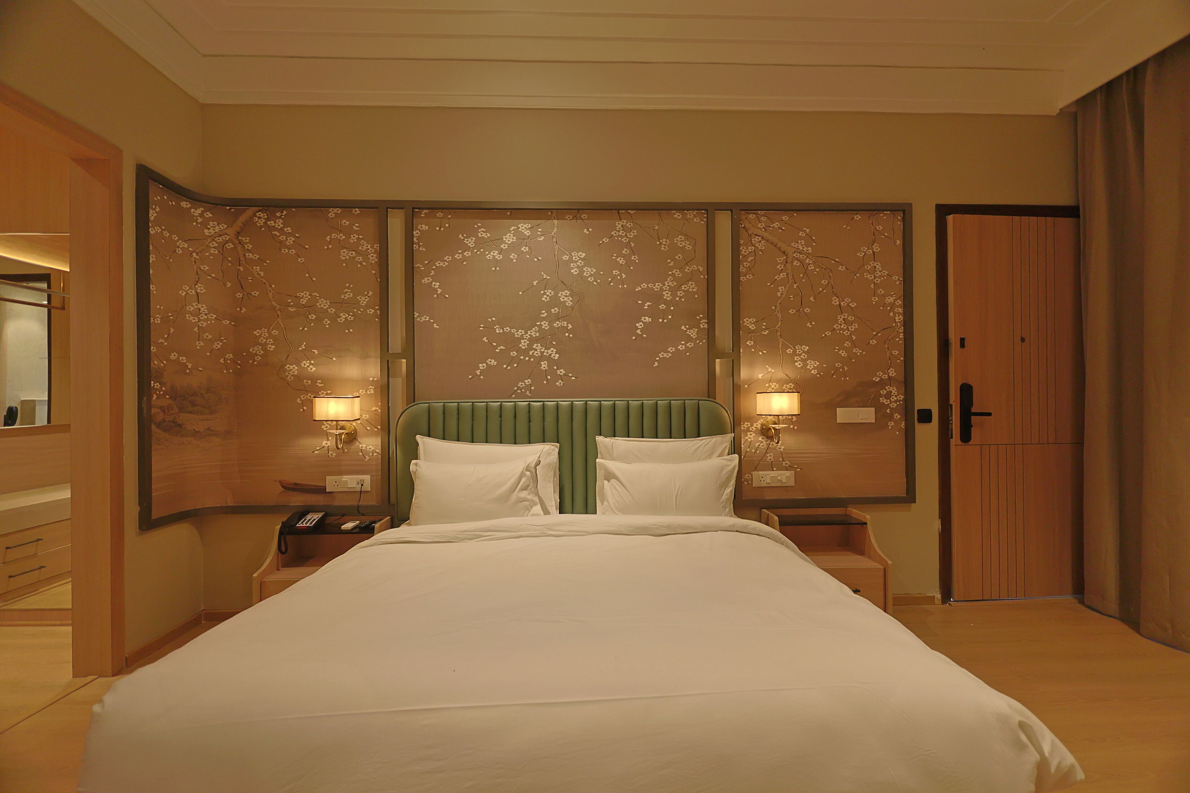 Premium-rum | Skrivbord, arbetsyta för laptop och gratis wi-fi