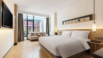 Chambre Double Luxe, vue cour intérieure | Vue de la chambre