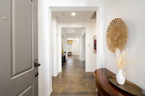 Family House, Garden View | Bilik Mandi | Kelengkapan dandanan diri percuma, pengering rambut, tuala disediakan 