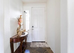 家庭單棟房屋, 花園景 | 內部