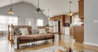 Near Tennessee River! Pet-Friendly Family Cottage!
