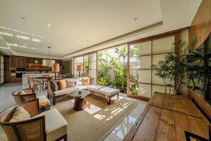 TV - Bali Luxury Escape in Canggu (Canggu)