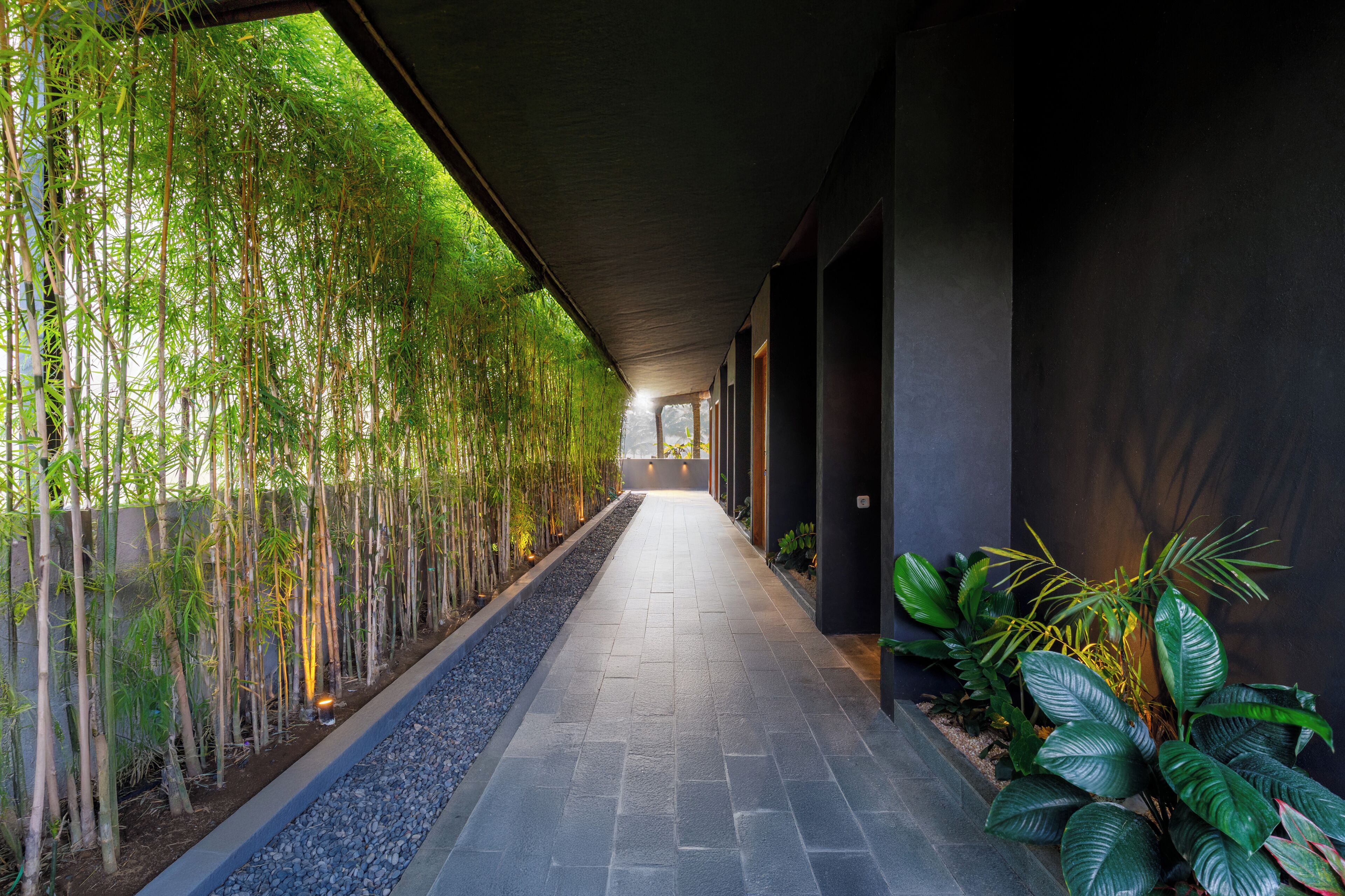 Pintu masuk properti