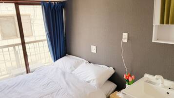 Blackout curtains, free WiFi