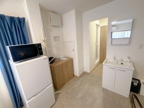 Kahden hengen standard-huone (kaksi sänkyä), 2 yhden hengen sänkyä, parveke, kaupunkinäköala | Oleskelualue