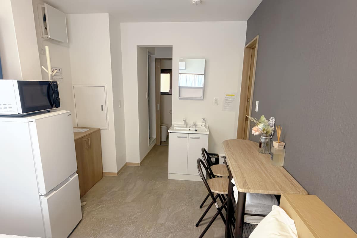 Standard Twin Room, 2 Twin Beds, Balcony, City View | Blackout drapes, WiFi (free)