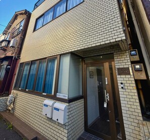 واجهة المنشأة