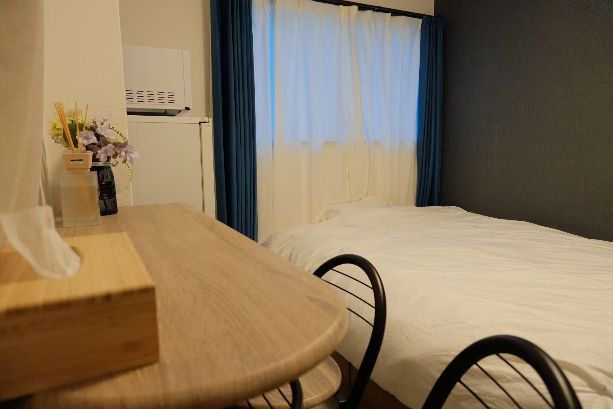 Junior dubbelrum - 1 dubbelsäng - icke-rökare - privat badrum | Mörkläggningsgardiner och gratis wi-fi