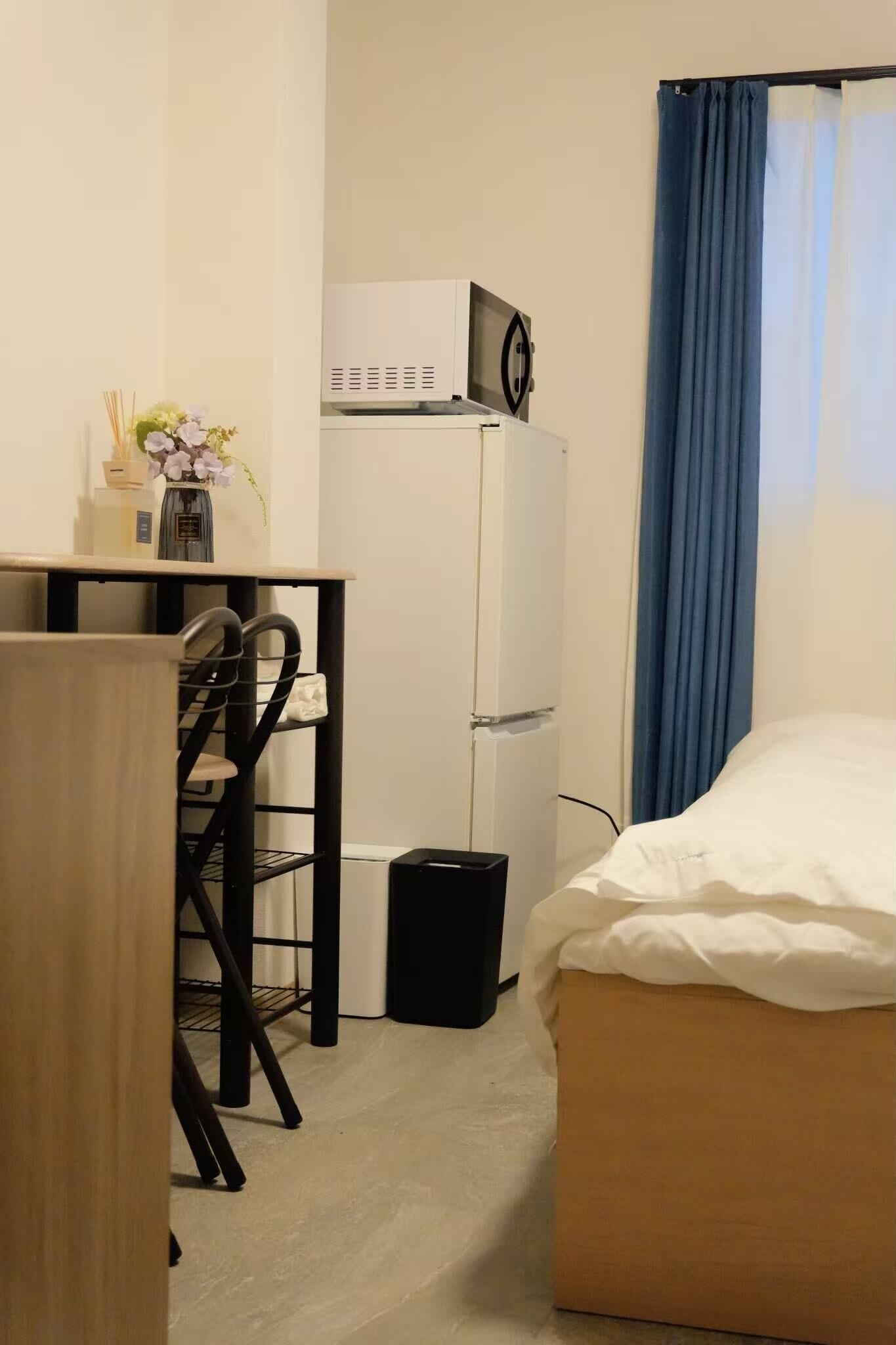 Junior Double Room, 1 Double Bed, Non Smoking, Private Bathroom | Blackout drapes, free WiFi