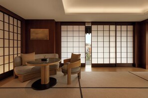 Junior Suite, 1 King Bed, Corner | Free minibar items, in-room safe, free cots/infant beds, bed sheets - Capella Kyoto (Kyoto)