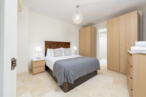 1 bedroom, desk, iron/ironing board, travel cot - Maestranza - Holiday rental Malaga city (Málaga)