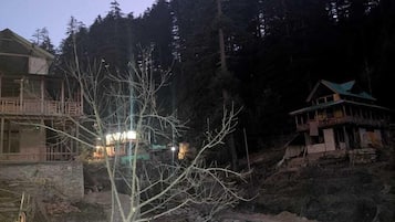 Byutsikt fra overnattingsstedet