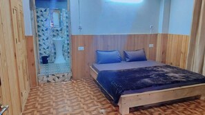 豪華客房, 山景 | 摺床/加床 (收費)、免費 Wi-Fi、床單