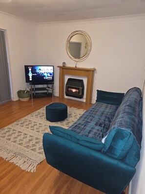 Interior - Cosy Housewithin easy access to Nottingham City centre (Nottingham)