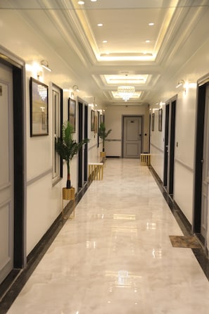 Lobby - Hotel Shri Ram Ratan Inn (Ayodhya)