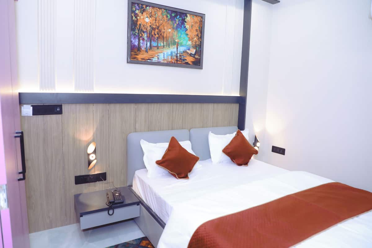 豪華客房 | 書桌、筆電工作空間、熨斗/熨衣板、免費無線上網