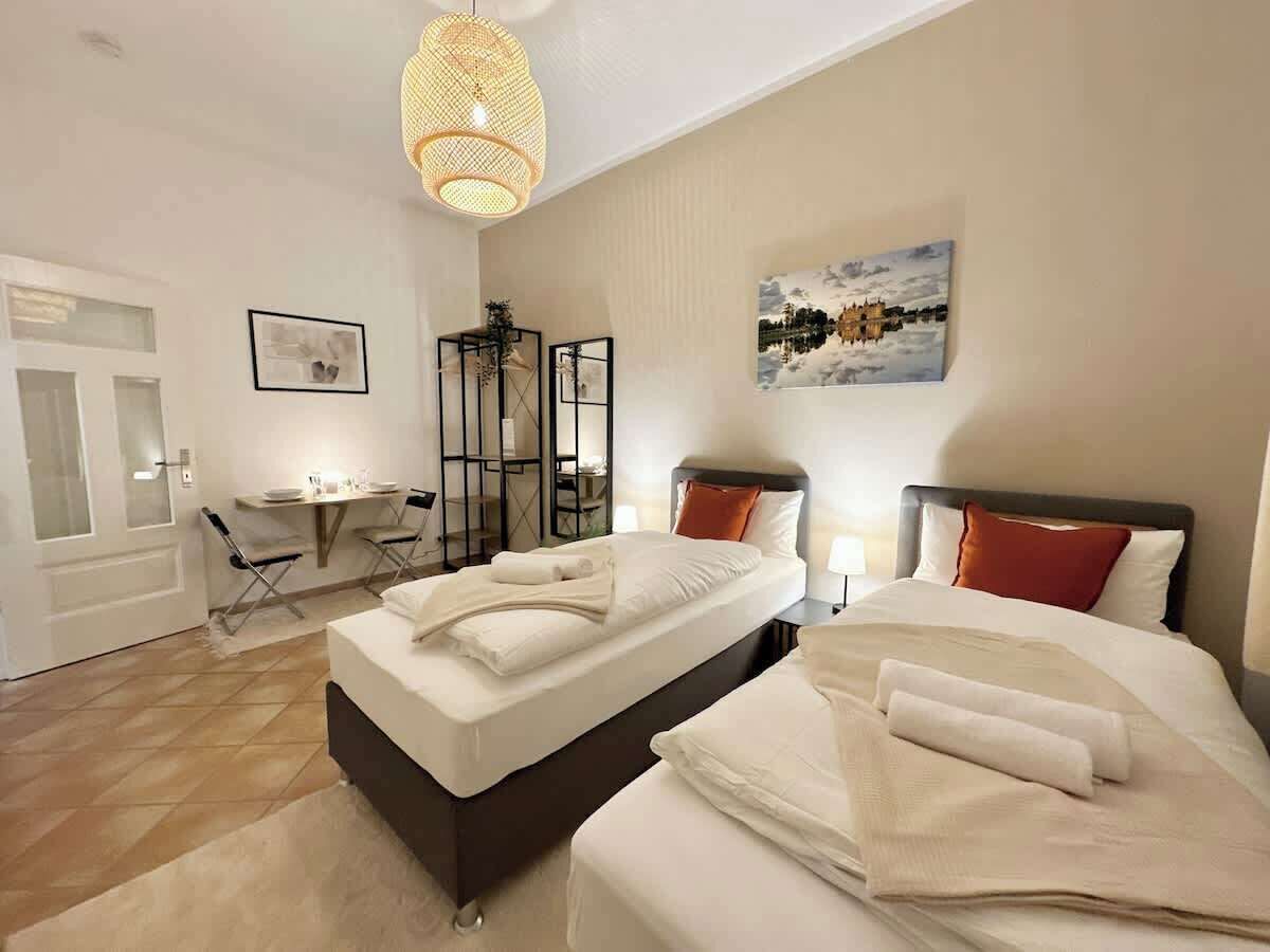 Desk, WiFi, bed sheets