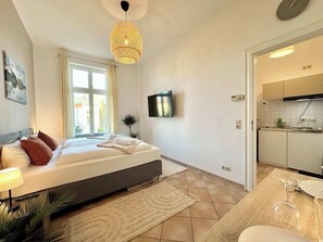 Bureau, Wi-Fi, draps fournis