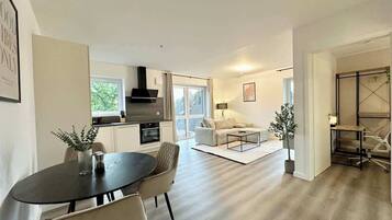 Televisión y oficina