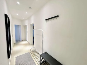 Interior - Beautiful 2 BR Apartment with Balcony (Bremerhaven)