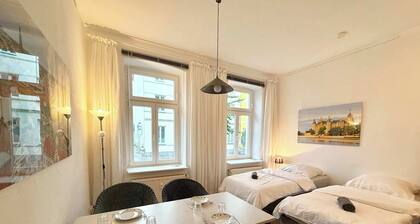 Berta - central apartment | 2 kitchenettes | Close to train station