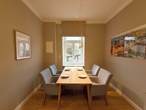 Dining - Caesar Apartment - Living with class in the heart of Schwerin (Schwerin)