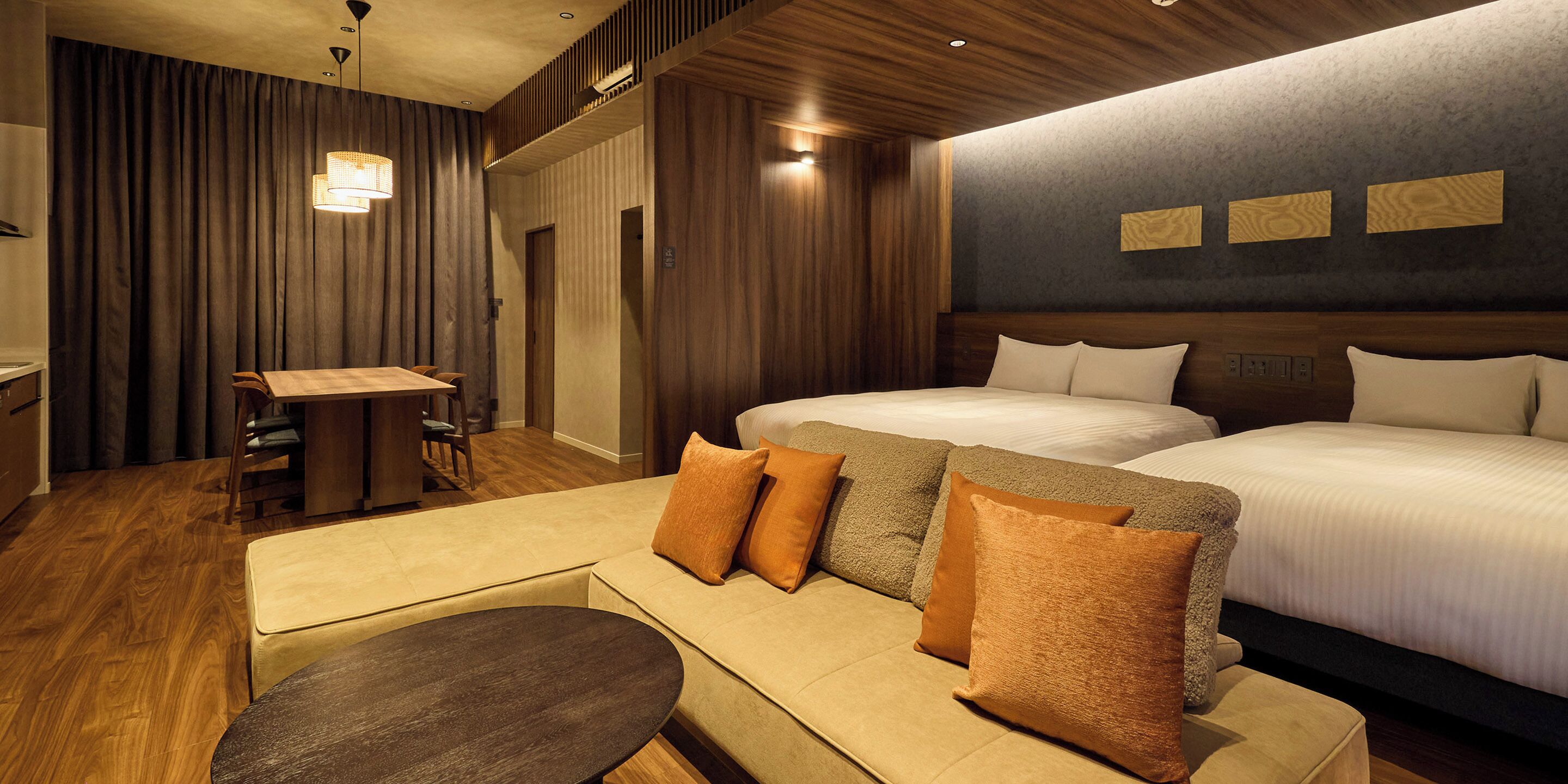 Ameublement personnalisé, rideaux occultants, Wi-Fi gratuit