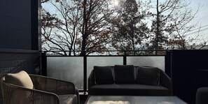 [A]2 Double Beds+2 Queen Beds+2Futon,open-air bath,Non Smoking | Balcony view - Rakuten STAY VILLA Yufuin Onsen (Yufu)