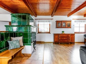 Interior - Wonderful private villa for 10 guests with WIFI, private pool, terrace and pets allowed (Lesní Chalupy)