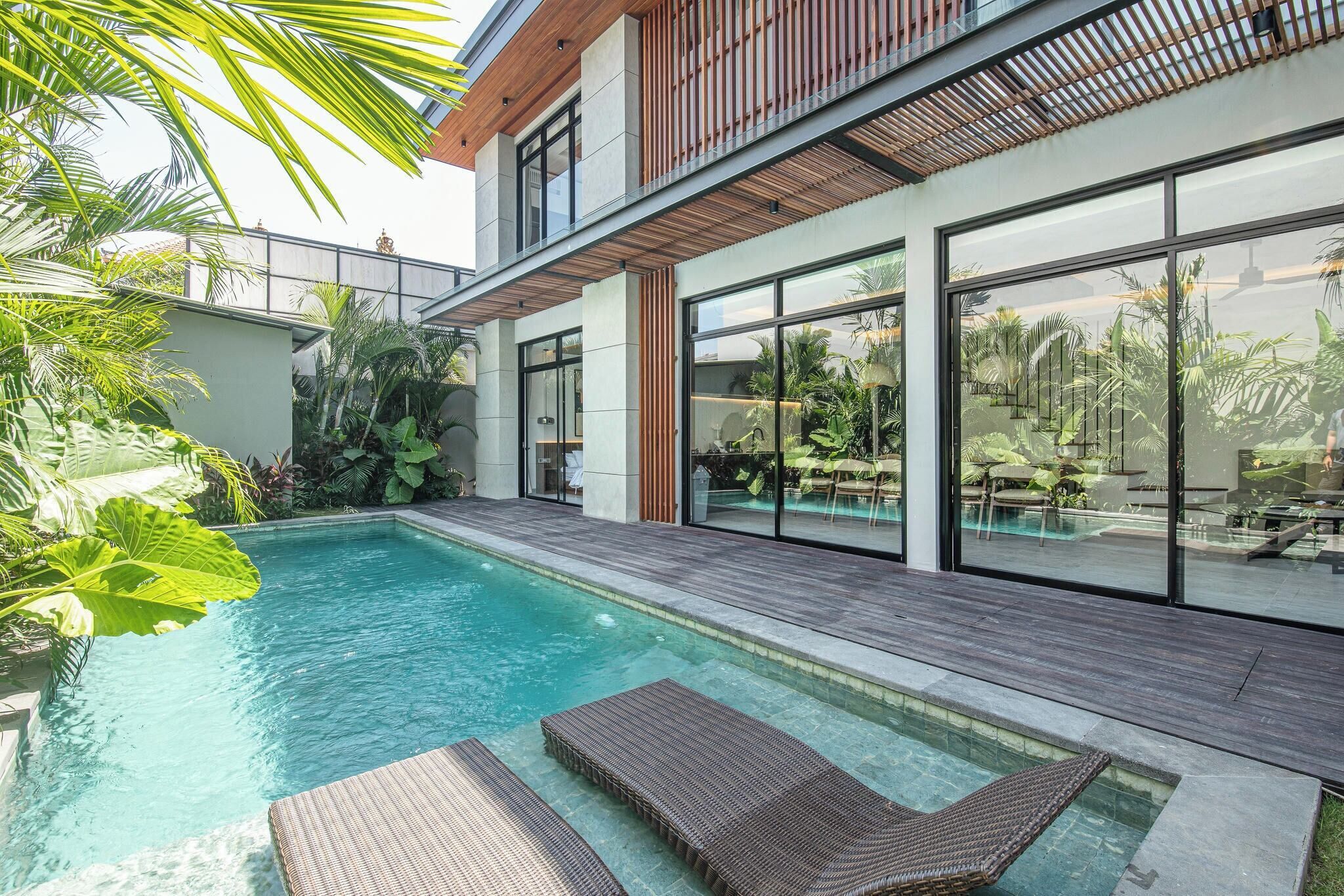 Villa (5 Bedrooms) | Front of property