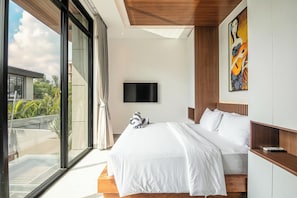 Villa (5 Bedrooms) | Exterior - Enchanting 5BR Canggu Villa Moments to Sea (Canggu)