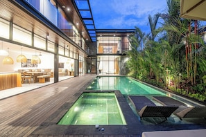 Villa (6 Bedrooms) | Esterni
