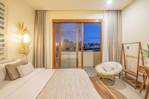 Stórt einbýlishús (4 Bedrooms) | Fyrir utan