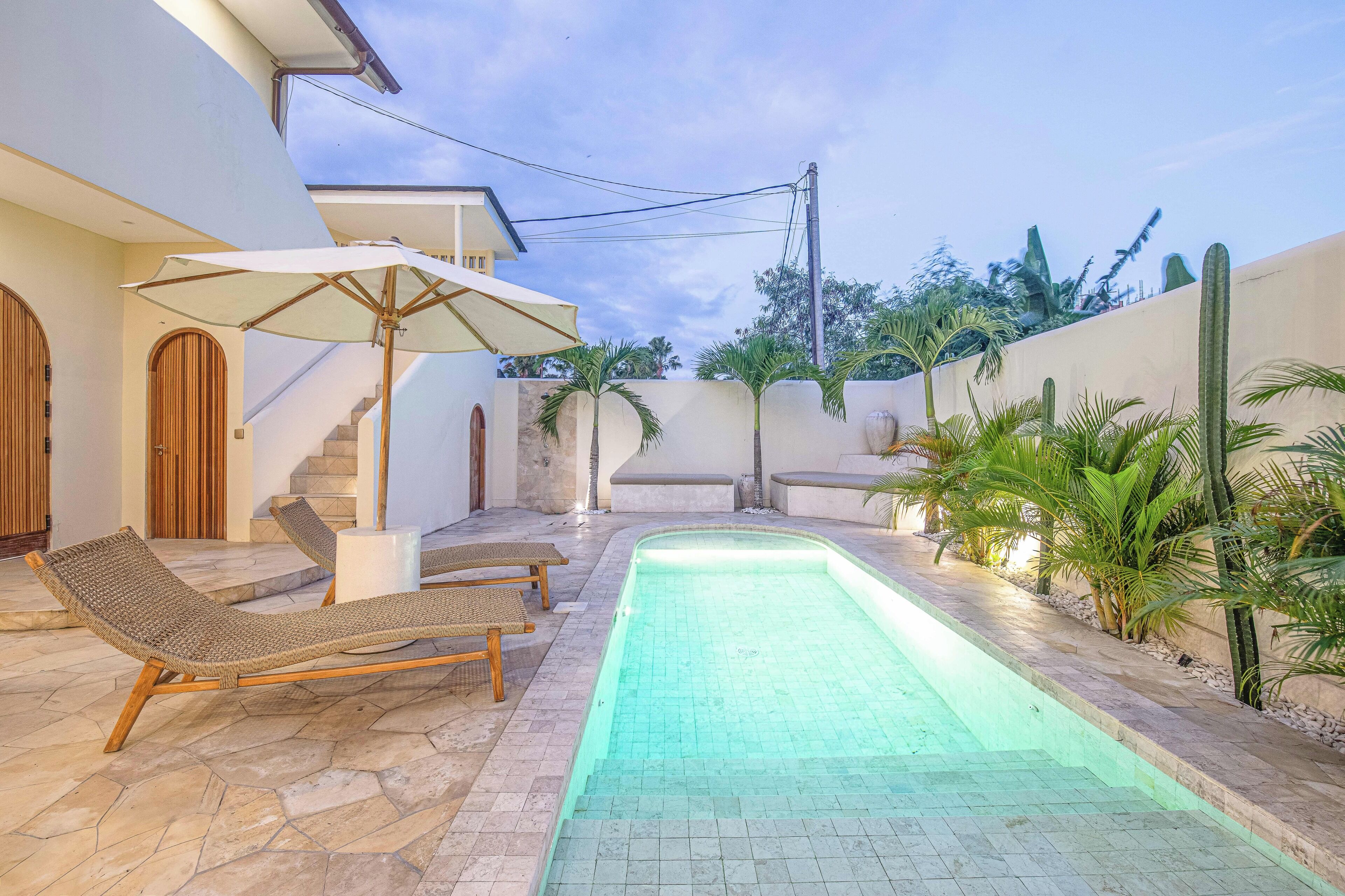 Villa (4 Bedrooms) | Exterior