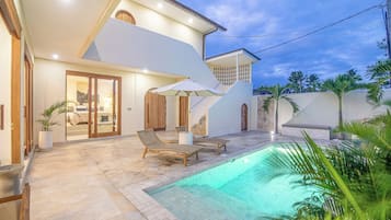 Villa (4 Bedrooms) | Exterior