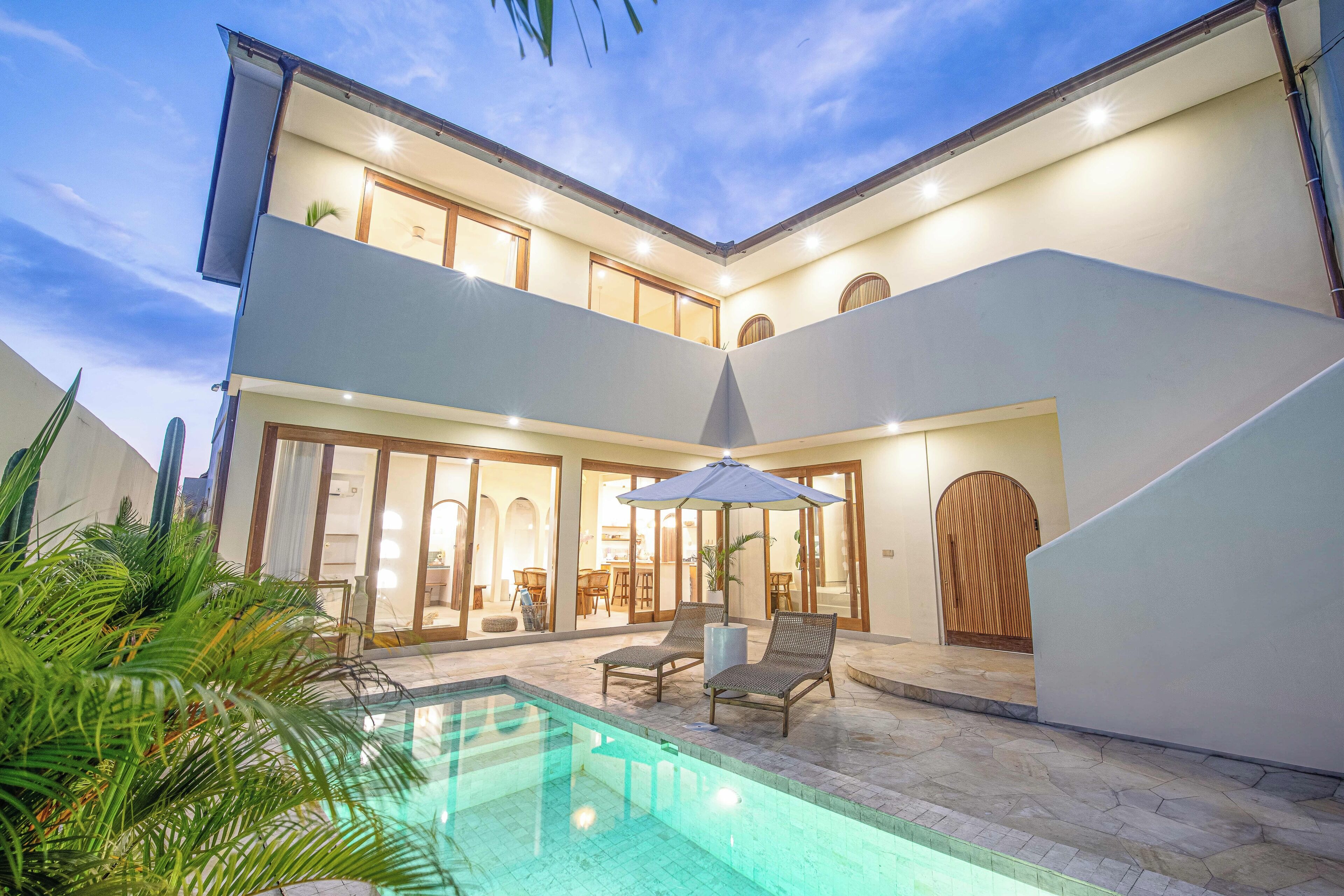 Villa (4 Bedrooms) | Exterior