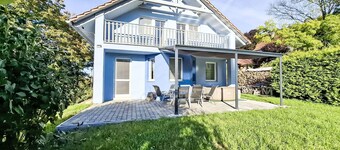 Alleinstehendes Ferienhaus mit  W-LAN, Whirlpool, TV, Terrasse, Haustiere erlaubt, Panoramablick