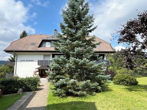 Exterior - Beautiful apartment for 3 people with WIFI, TV, balcony and pets allowed (Schluchsee)