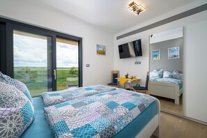 In-room safe, iron/ironing board, free WiFi, bed sheets - A luxury 3 bedroom, 2 storey apartment with terrace and whirlpool - Brigitta 5 (Umag)