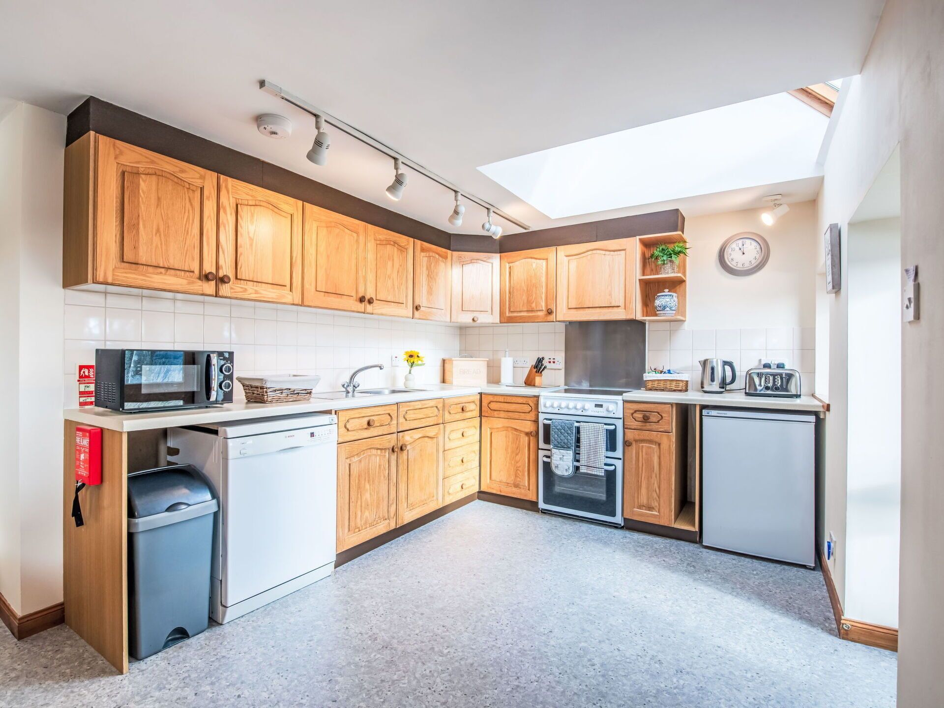 Mikrobølgeovn, ovn og oppvaskmaskin