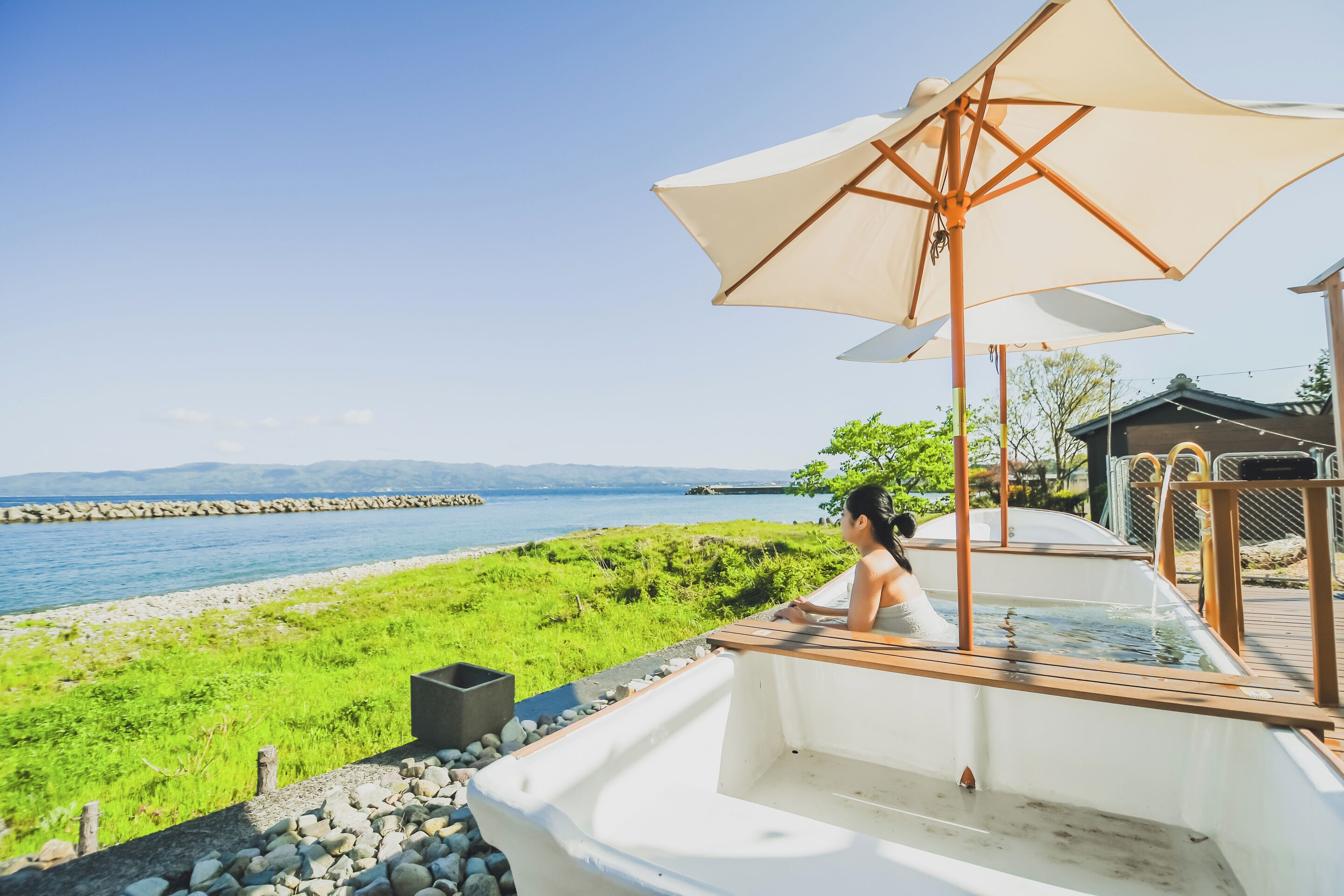 Bain à remous extérieur